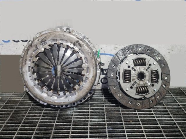 bontott PEUGEOT 2008 Kuplung Szett (Szerkezet, Tárcsa)