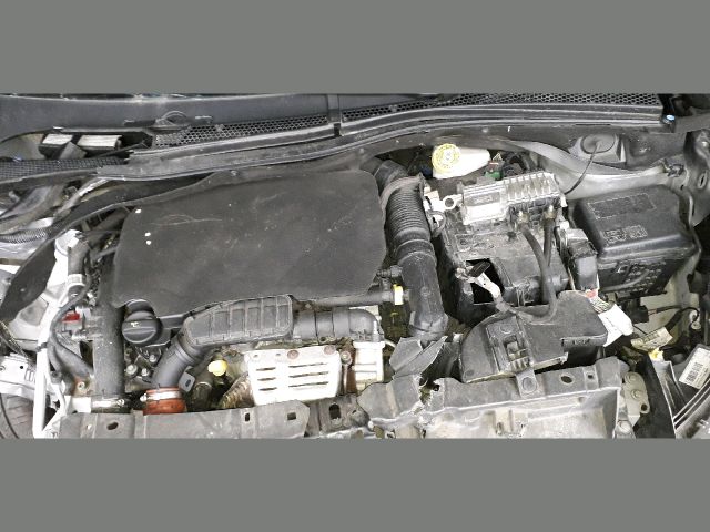 bontott PEUGEOT 2008 Motor (Fűzött blokk hengerfejjel)