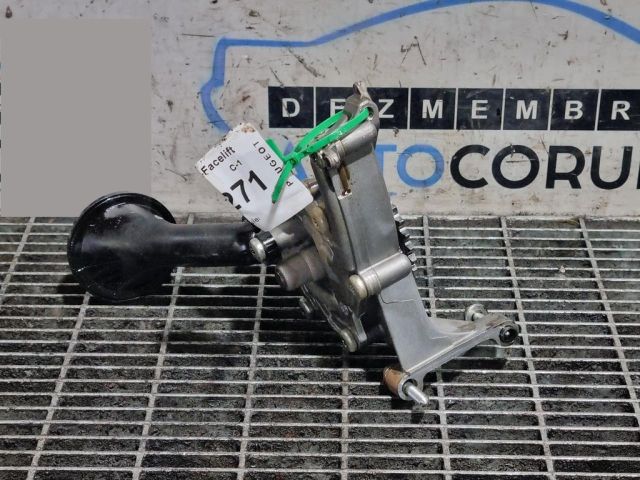 bontott PEUGEOT 2008 Olajszivattyú