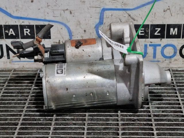 bontott PEUGEOT 2008 Önindító