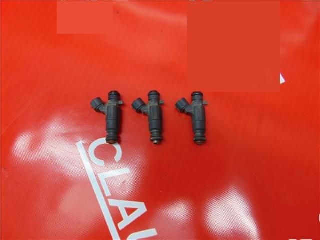 bontott PEUGEOT 2008 Porlasztó (1 db)