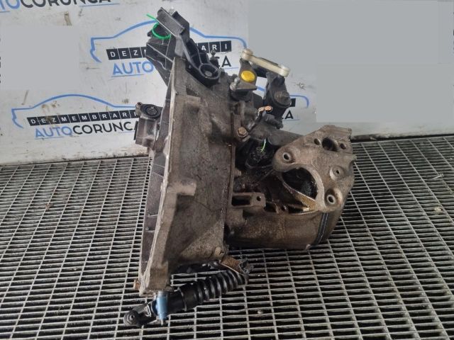 bontott PEUGEOT 2008 Váltó (Mechanikus)