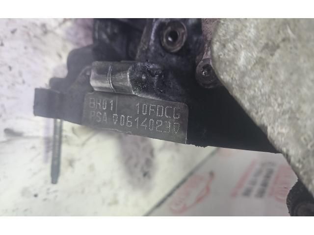 bontott PEUGEOT 2008 Motor (Fűzött blokk hengerfejjel)