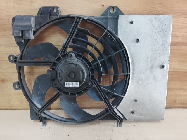 bontott PEUGEOT 2008 Hűtőventilátor