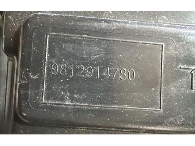 bontott PEUGEOT 2008 AdBlue Tartály