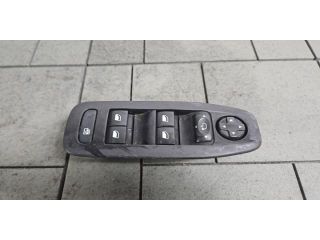 bontott PEUGEOT 2008 Ablakemelő Kapcsoló Négyes / Kettes