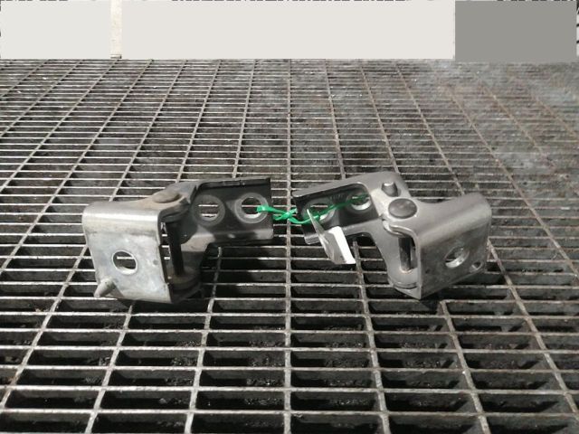 bontott PEUGEOT 2008 Ajtó Zsanér (Pozíciófüggetlen)