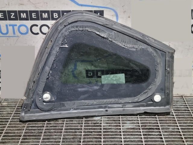bontott PEUGEOT 2008 Bal C Oszlop Oldalablak Üveg