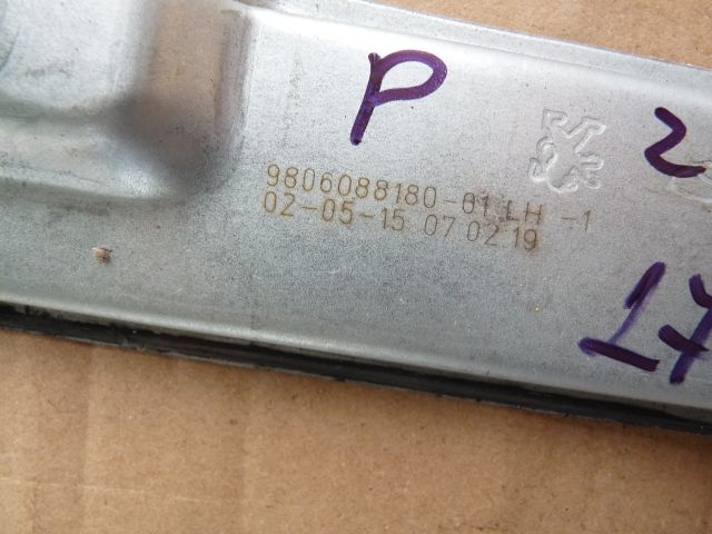 bontott PEUGEOT 2008 Bal első Ablakemelő Szerkezet (Elektromos)