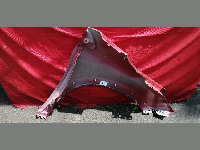 bontott PEUGEOT 2008 Bal első Sárvédő