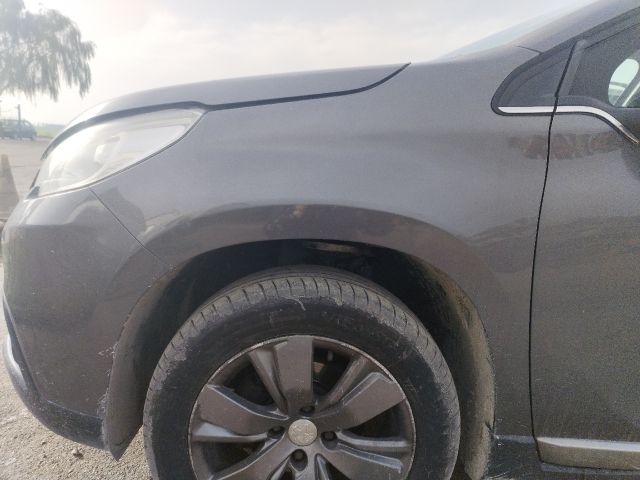 bontott PEUGEOT 2008 Bal első Sárvédő