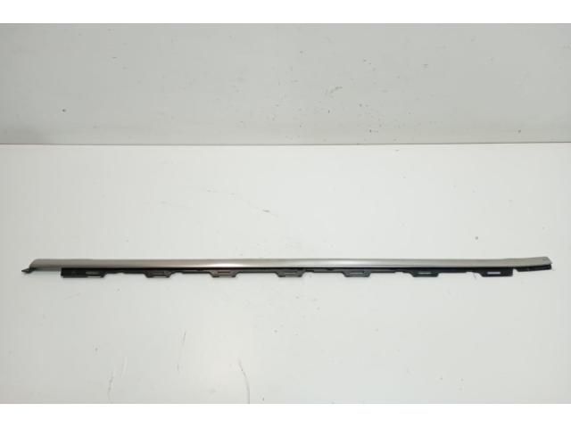 bontott PEUGEOT 2008 Bal első Vízlehúzó Gumicsík