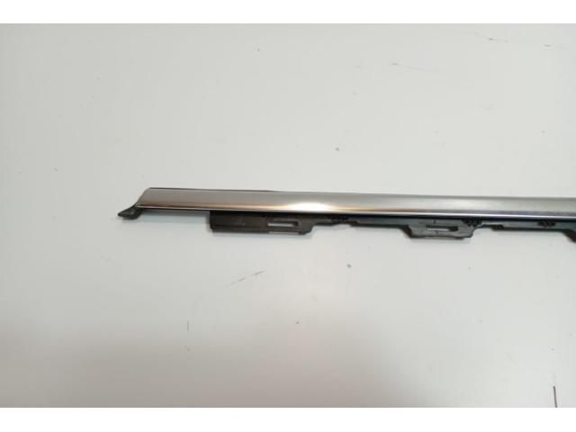 bontott PEUGEOT 2008 Bal első Vízlehúzó Gumicsík