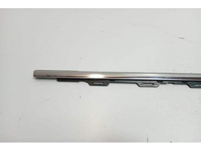 bontott PEUGEOT 2008 Bal első Vízlehúzó Gumicsík