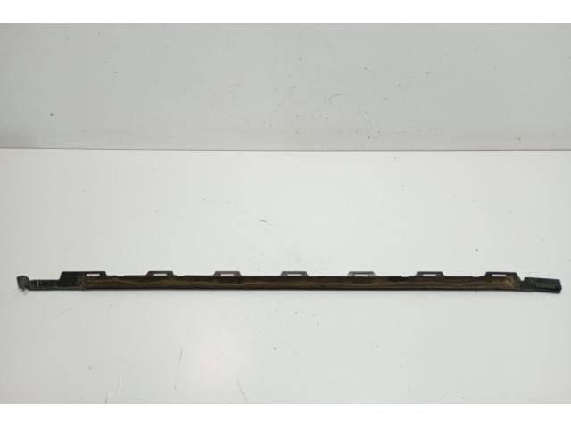 bontott PEUGEOT 2008 Bal első Vízlehúzó Gumicsík