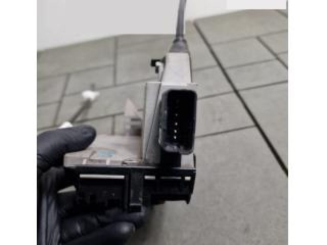 bontott PEUGEOT 2008 Bal hátsó Ajtózár