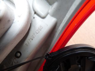 bontott PEUGEOT 2008 Bal Hátsó Lámpa