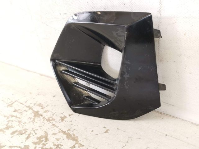 bontott PEUGEOT 2008 Bal Ködzárófény Keret