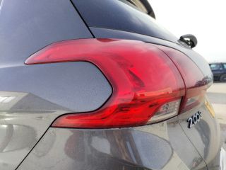 bontott PEUGEOT 2008 Bal Külső Hátsó Lámpa