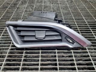 bontott PEUGEOT 2008 Bal Szellőző