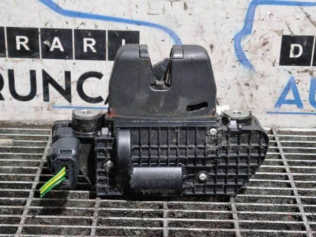 bontott PEUGEOT 2008 Csomagtérajtó Zárszerkezet