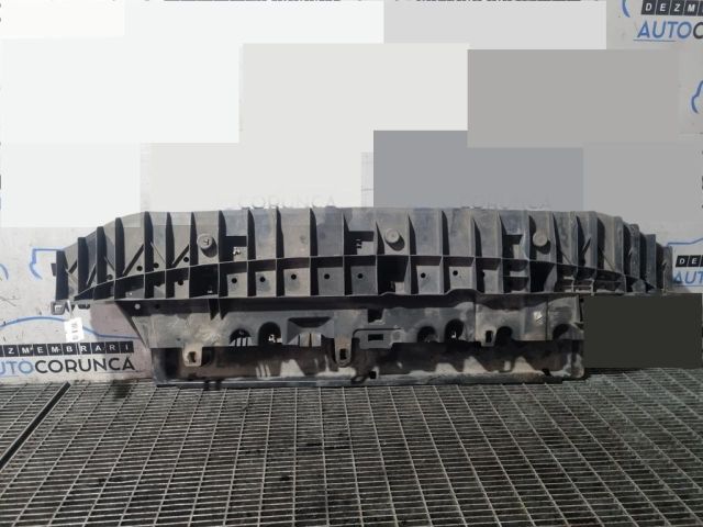 bontott PEUGEOT 2008 Első Koptató