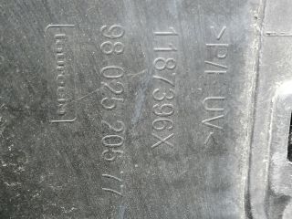 bontott PEUGEOT 2008 Első Lökhárító (Részeivel)