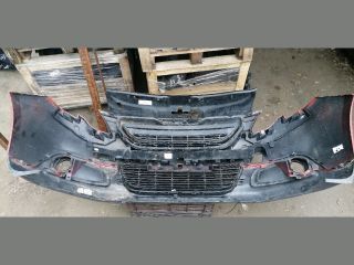 bontott PEUGEOT 2008 Első Lökhárító (Részeivel)