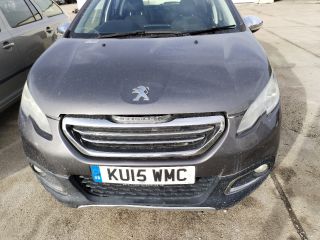 bontott PEUGEOT 2008 Első Lökhárító (Részeivel)