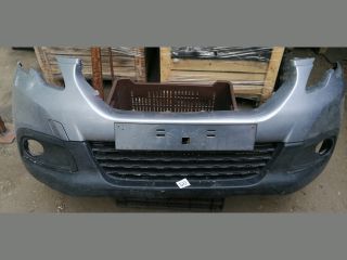 bontott PEUGEOT 2008 Első Lökhárító (Részeivel)