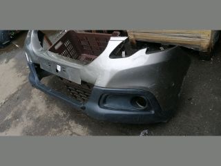 bontott PEUGEOT 2008 Első Lökhárító (Részeivel)