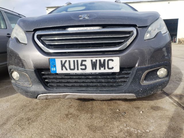 bontott PEUGEOT 2008 Első Lökhárító (Részeivel)
