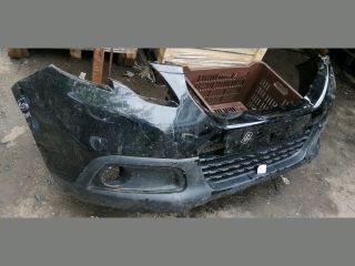 bontott PEUGEOT 2008 Első Lökhárító (Részeivel)