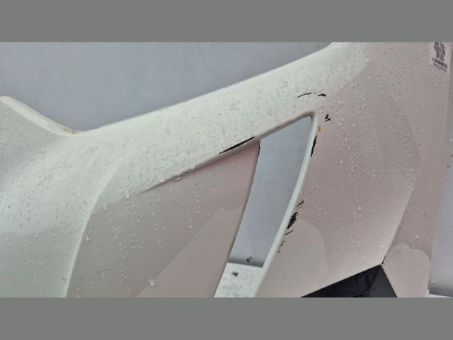 bontott PEUGEOT 2008 Első Lökhárító (Üresen)