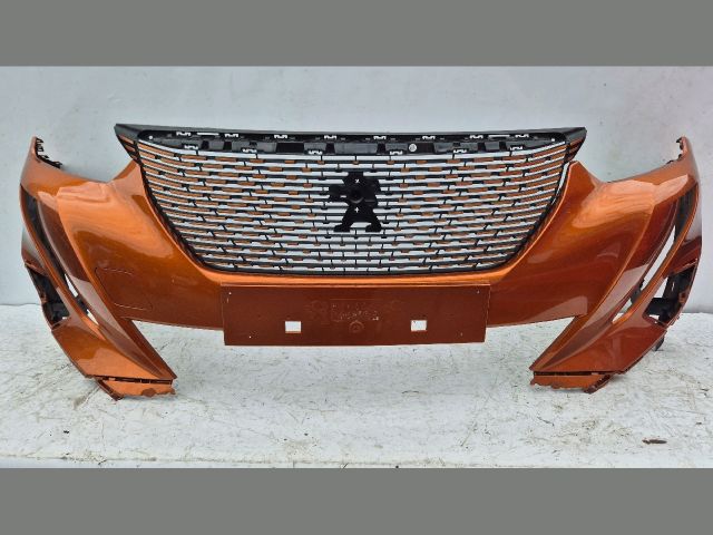 bontott PEUGEOT 2008 Első Lökhárító (Üresen)