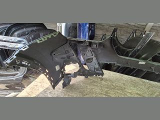 bontott PEUGEOT 2008 Első Lökhárító (Üresen)