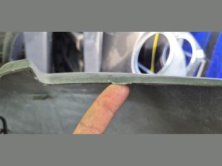 bontott PEUGEOT 2008 Első Lökhárító (Üresen)