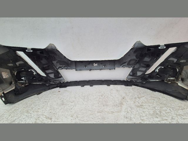 bontott PEUGEOT 2008 Első Lökhárító (Üresen)