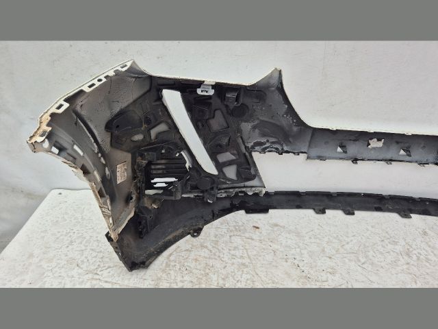 bontott PEUGEOT 2008 Első Lökhárító (Üresen)