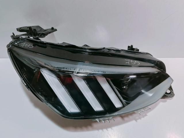 bontott PEUGEOT 2008 Fényszóró (Pozíciófüggetlen)