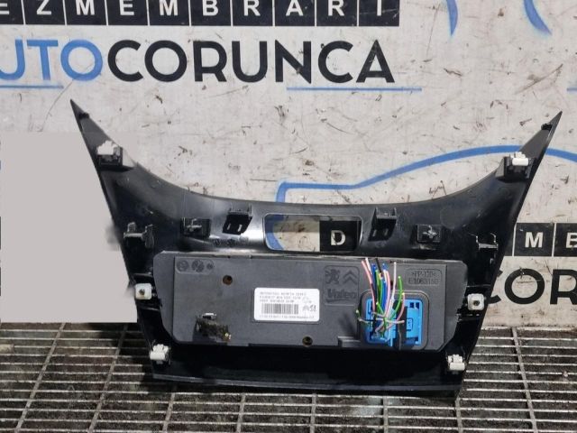 bontott PEUGEOT 2008 Fűtéskapcsoló