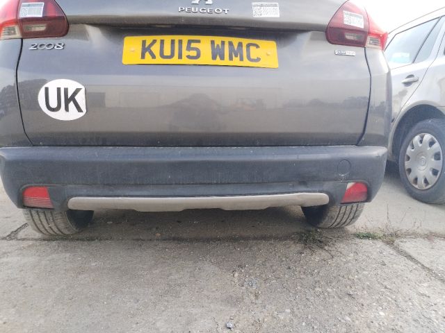 bontott PEUGEOT 2008 Hátsó Lökhárító (Részeivel)