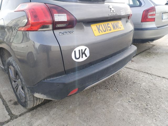 bontott PEUGEOT 2008 Hátsó Lökhárító (Részeivel)