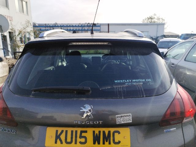 bontott PEUGEOT 2008 Hátsó Szélvédő