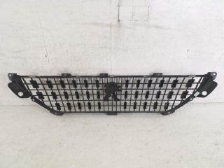 bontott PEUGEOT 2008 Hűtőrács