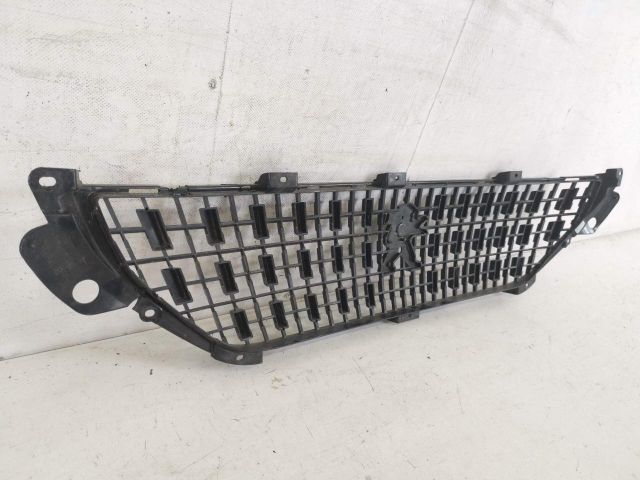bontott PEUGEOT 2008 Hűtőrács
