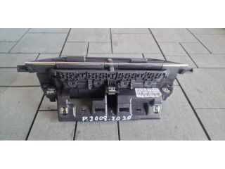 bontott PEUGEOT 2008 II Középső Szellőző