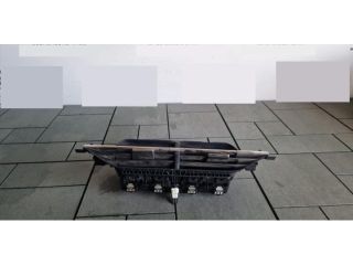 bontott PEUGEOT 2008 II Középső Szellőző