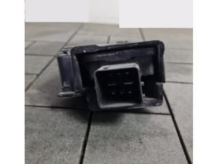 bontott PEUGEOT 2008 Izzító Relé