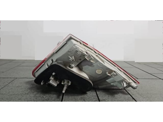 bontott PEUGEOT 2008 Jobb Belső Hátsó Lámpa